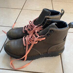 Danner Women's Logger 917 Charcoal GTX